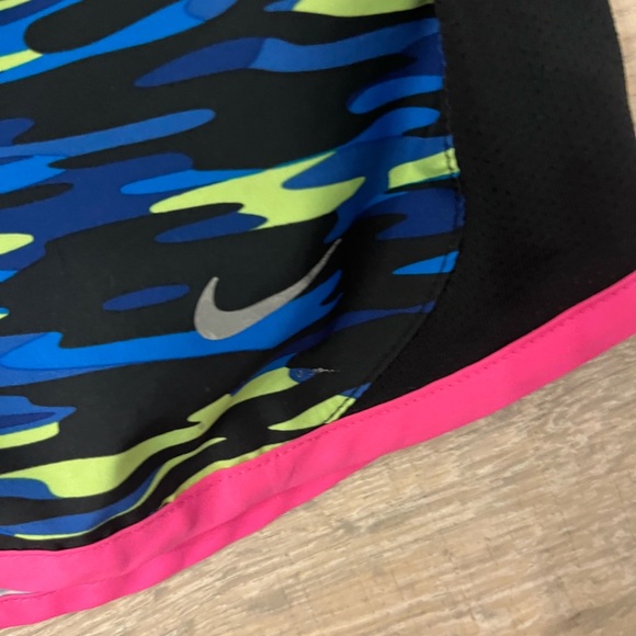 Nike Running Shorts small - Picture 3 of 4